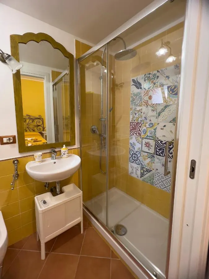 Holiday home Giallo Napoli Italy